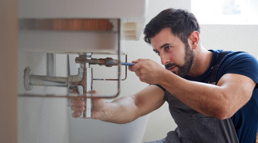 Professional sink repair in Spragueville, IA